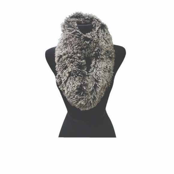 RIFLESSI Faux-Fur Heather Gray Infinity Scarf - Picture 2 of 3
